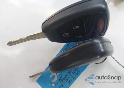 2014 Jeep Compass Latitude z USA, uszkodzony, nr VIN 1C4NJDEB5ED788746